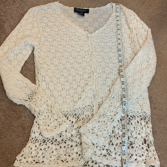 Celina Yang Designs Knitwear Originals Vintage White Lacey Buttoning Cardigan - Picture 6 of 7